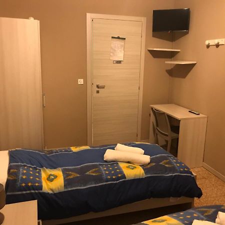 Albergo Centrale Cortemaggiore Buitenkant foto